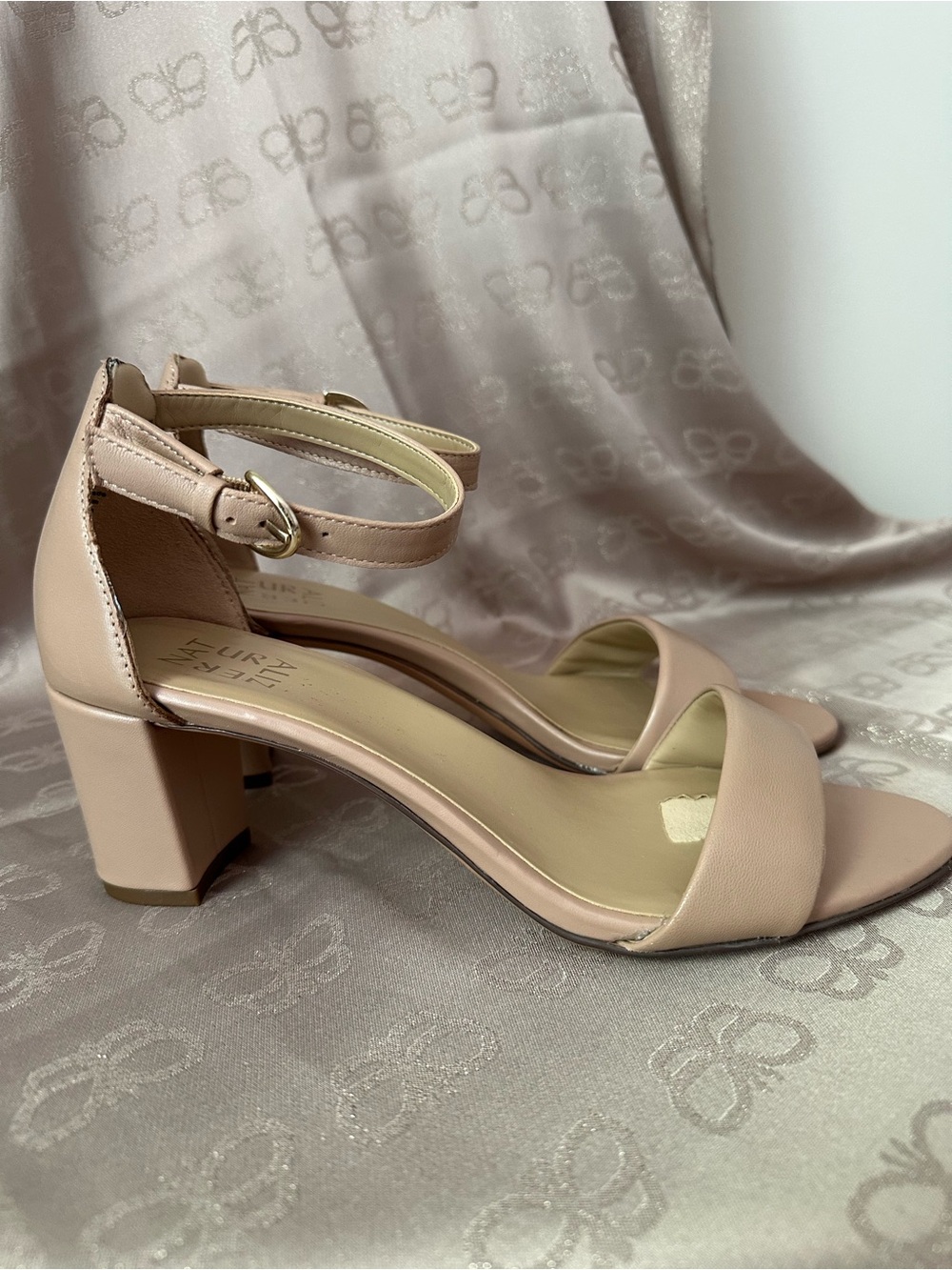 Naturalizer Neutral Ankle-Strap Block Heel Sandals - Picture 5 of 9